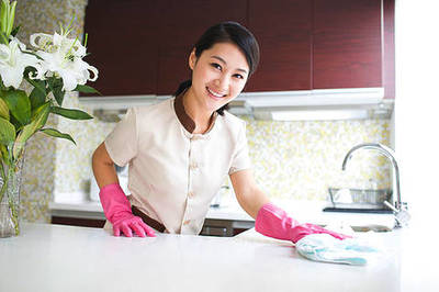 家政服务员如何受劳动法保护？关键是员工制家政服务